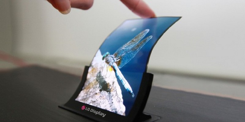 LG начала производство гибких дисплеев для смартфонов