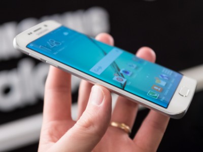 Samsung представила Galaxy S6 Edge с загнутым в обе стороны дисплеем